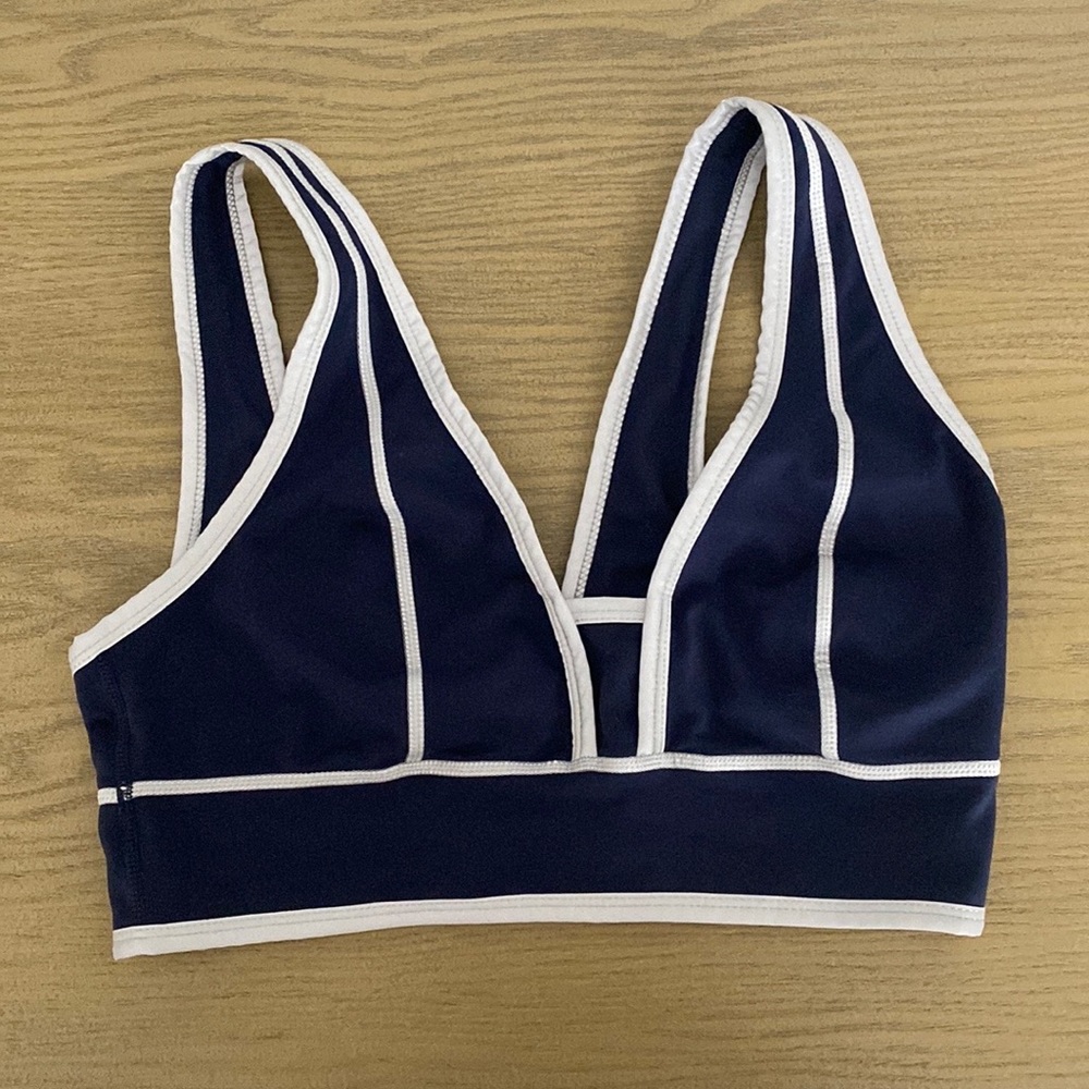 Size small free people sports bra